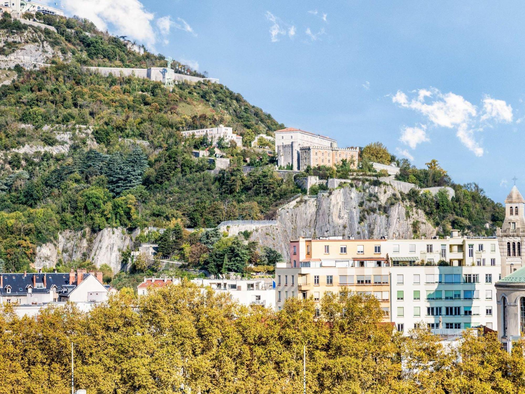 Novotel Grenoble Centre Ngoại thất bức ảnh